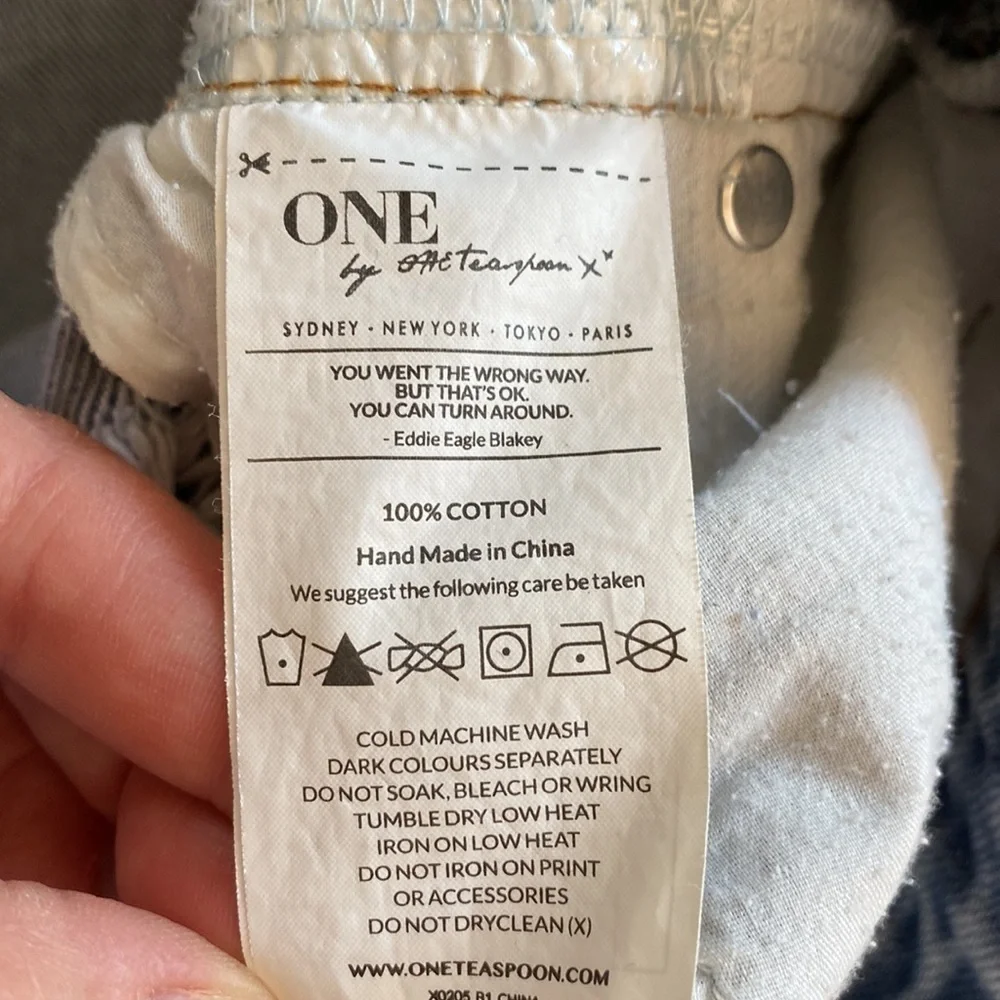 One Teaspoon Anthropologie jean shorts denim women’s 25 distressed